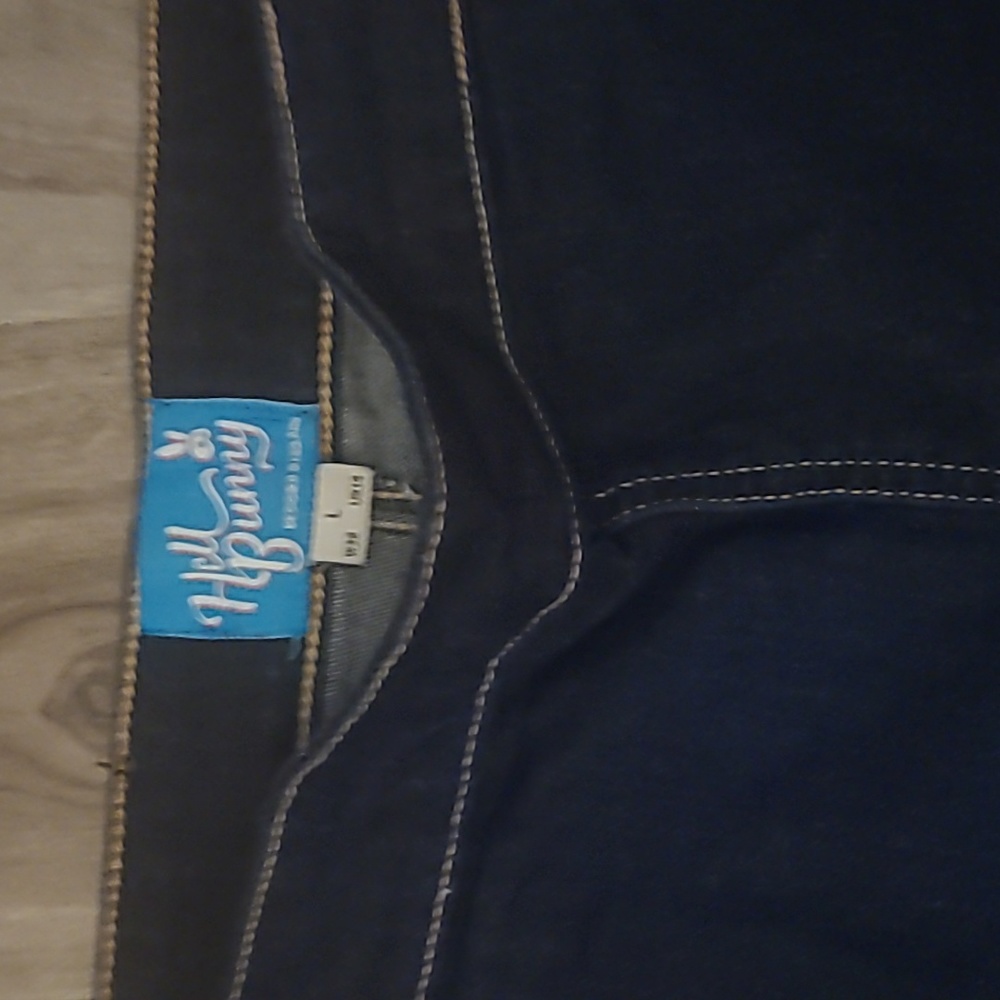 Hell bunny Yaz denim shorts (Lge)